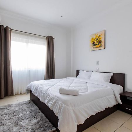 Accra Fine Suites - Holi Flats Airport Residential エクステリア 写真